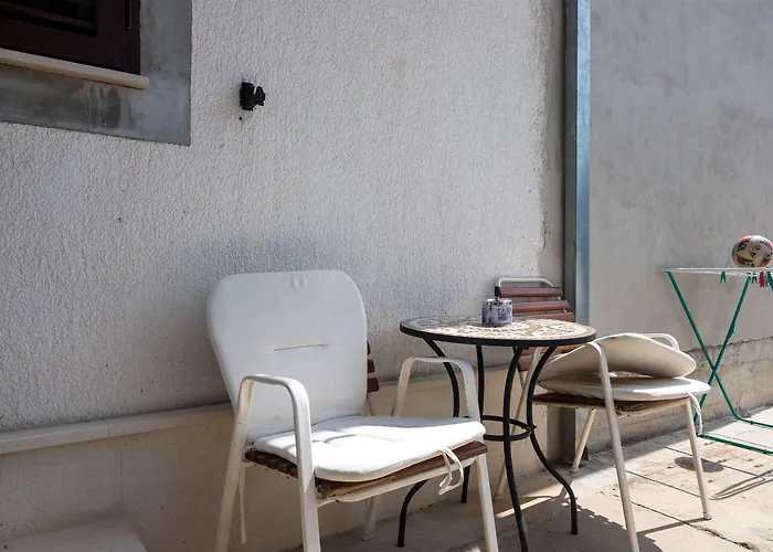 公寓 And Ruza 特罗吉尔